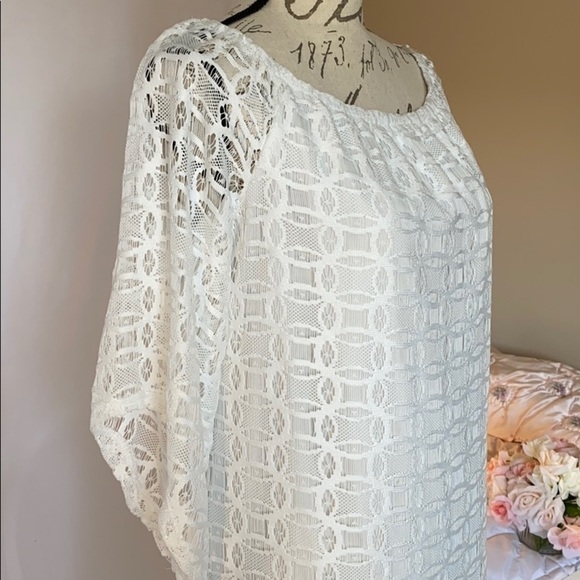 Tacera Sz M White Lacy Angled 3/4 Sleeved Dress - Picture 2 of 7